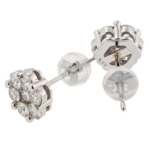 ノーブランド フラワーモチーフダイヤモンドピアス PT900